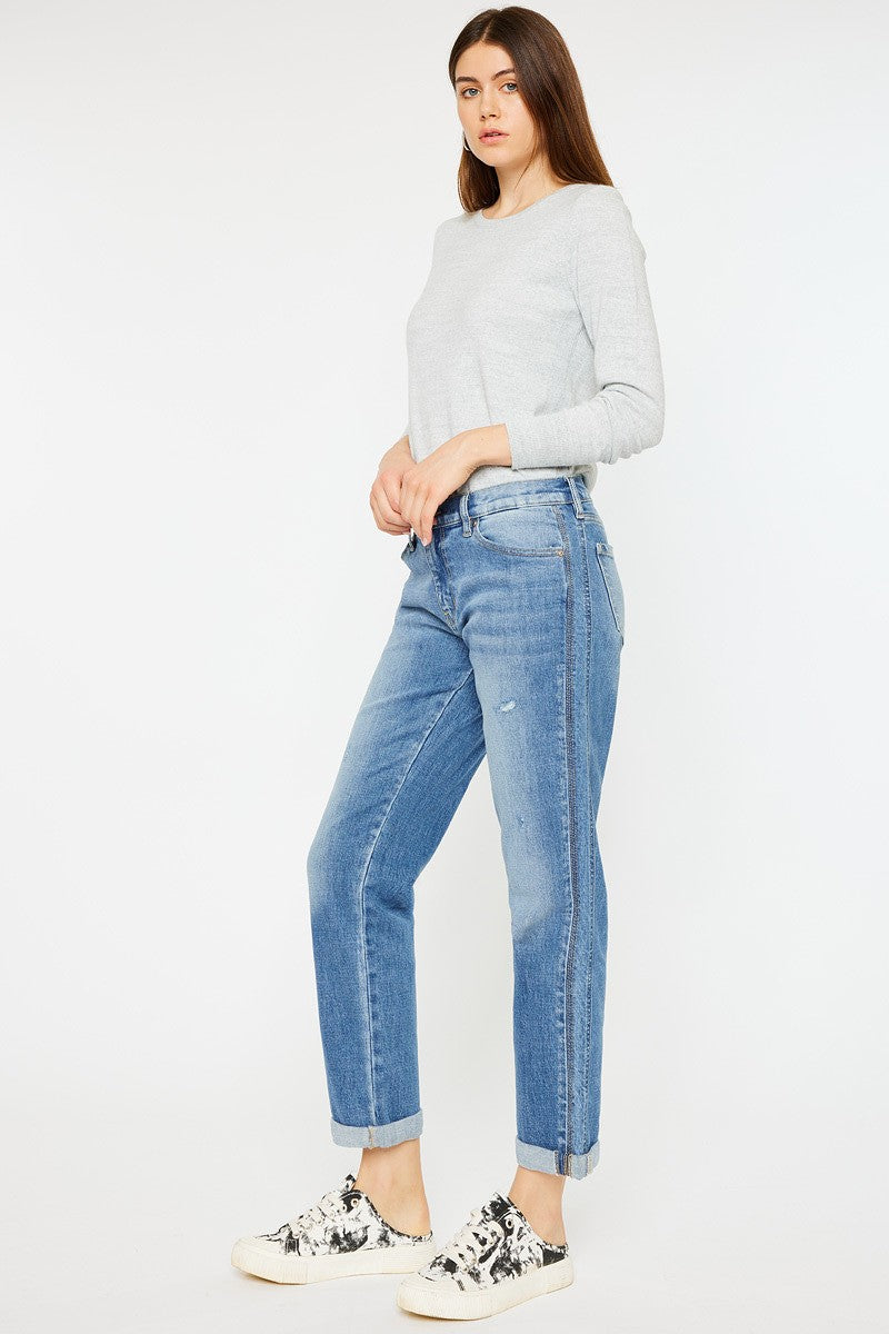 Boyfriend Mid Rise Jean side panel